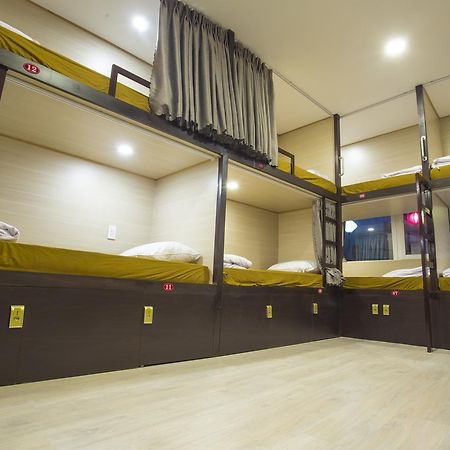 הו צ'י מין סיטי Saigon Marvel Hostel מראה חיצוני תמונה
