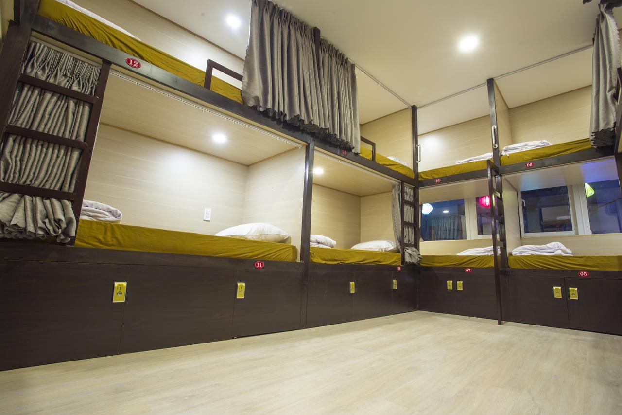 הו צ'י מין סיטי Saigon Marvel Hostel מראה חיצוני תמונה