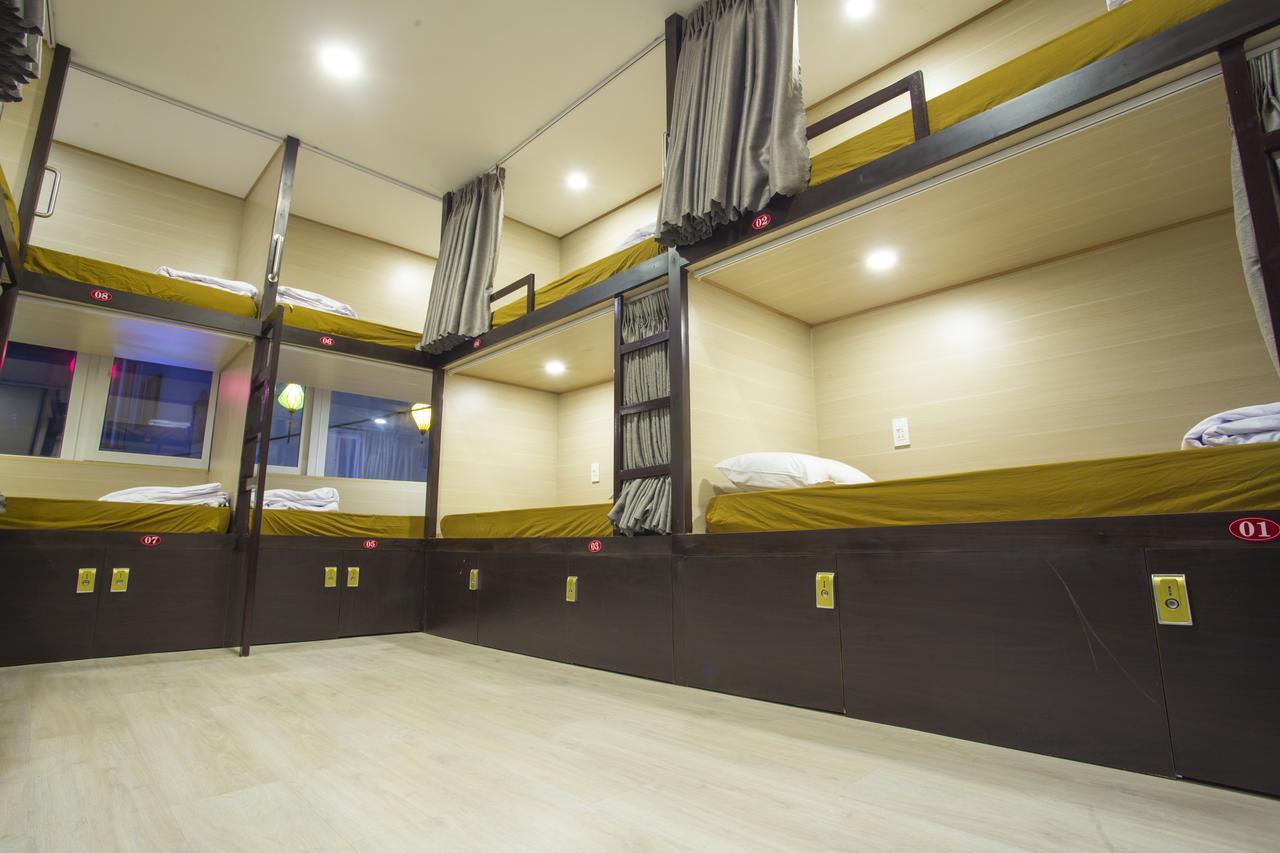 הו צ'י מין סיטי Saigon Marvel Hostel מראה חיצוני תמונה